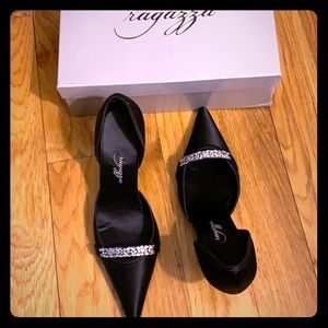 Black Evening Ladies Pump